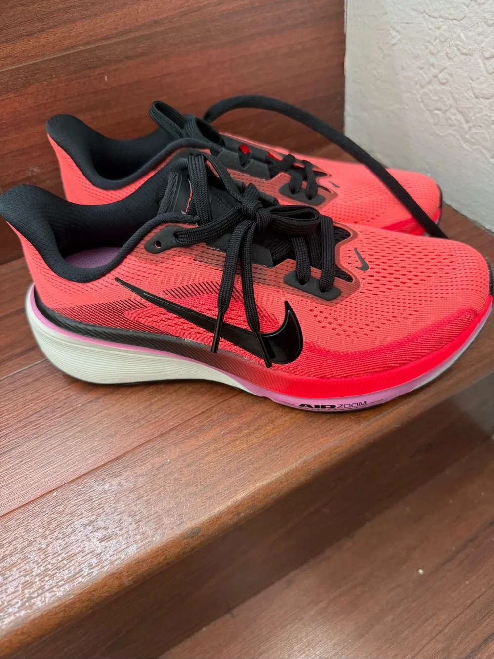 Nike Women's Air Zoom Running Shoes - Coral/Black